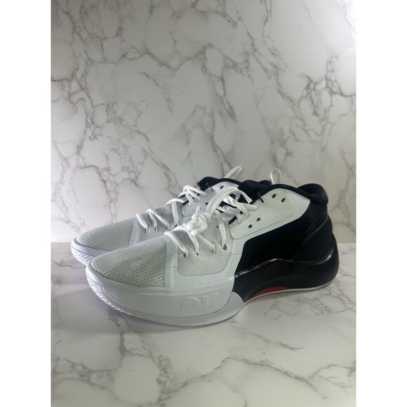 Jordan Zoom Separate White/Black/Red Men's Size 10.5 Basketball Shoes DH0249 051 - Picture 1 of 6